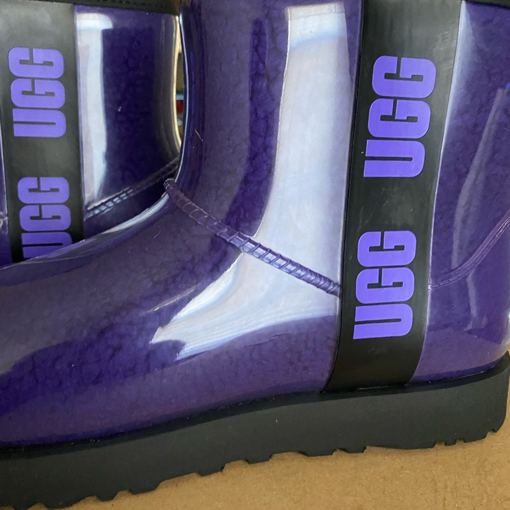 Size 10 Ugg boots